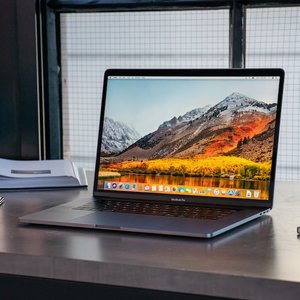 MacBook Pro 13 2019款(i5 8279U, 8GB, 256GB) 深空灰版- 折扣情报- 比 
