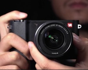 YI M1 微单相机+ 12-40mm镜头套装（冰河银/暴风黑）