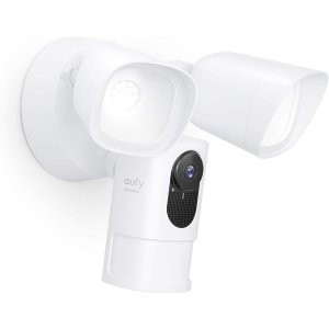 eufy Security Floodlight 带照明灯 1080p 户外智能摄像头