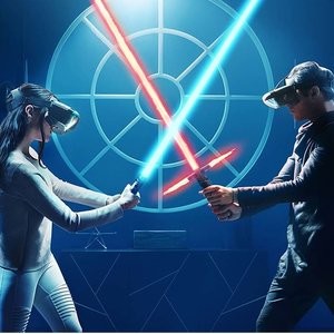 Lenovo Star Wars Jedi Challenges AR 无线头盔 + 光剑