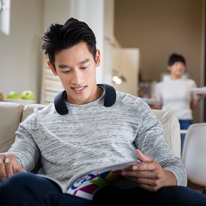 Bose SoundWear Companion 可穿戴无线扬声器