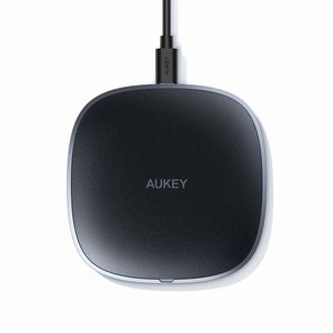 AUKEY Qi 10W 无线快充