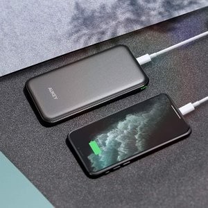 AUKEY PB-Y13 超薄高颜值大容量10000mAh 充电宝 7折收
