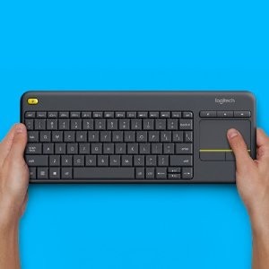 Logitech K400 Plus 无线键盘 带触控板