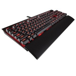 CORSAIR K70 游戏机械键盘 Cherry茶轴 红色背光