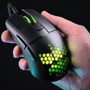 新品预告：Roccat Burst Pro 轻量化游戏鼠标