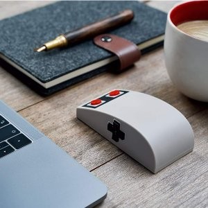 8BitDo N30 2.4Ghz 无线鼠标 独特设计