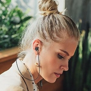 AKG N200 WIRELESS 无线蓝牙耳机 必入极简高性价耳塞