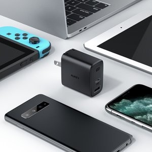 AUKEY 30W PD 双口 快充充电器
