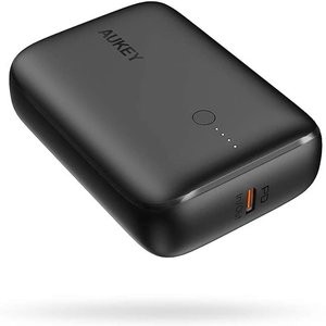 Aukey 10000mAh 便携轻巧充电宝